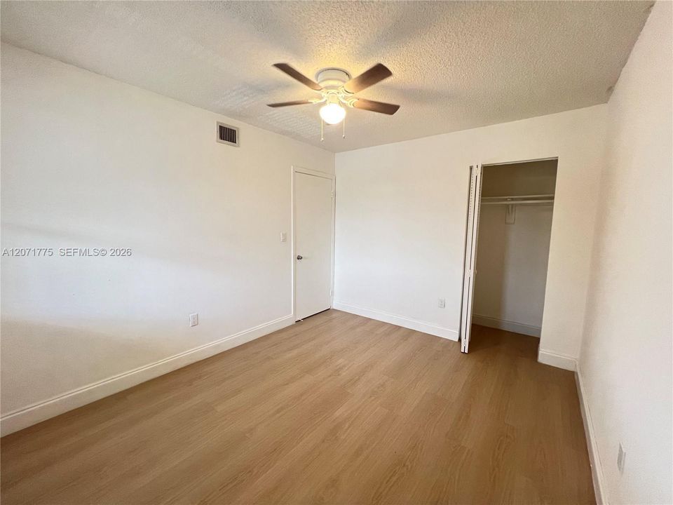 For Rent: $2,450 (3 beds, 2 baths, 1258 Square Feet)
