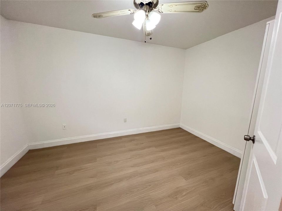 For Rent: $2,450 (3 beds, 2 baths, 1258 Square Feet)