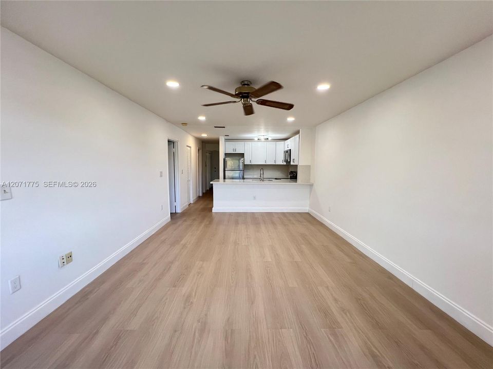For Rent: $2,450 (3 beds, 2 baths, 1258 Square Feet)