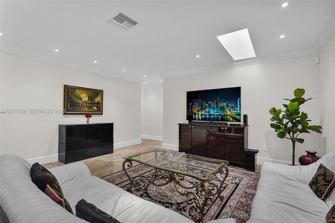 For Sale: $1,570,000 (4 beds, 3 baths, 2156 Square Feet)