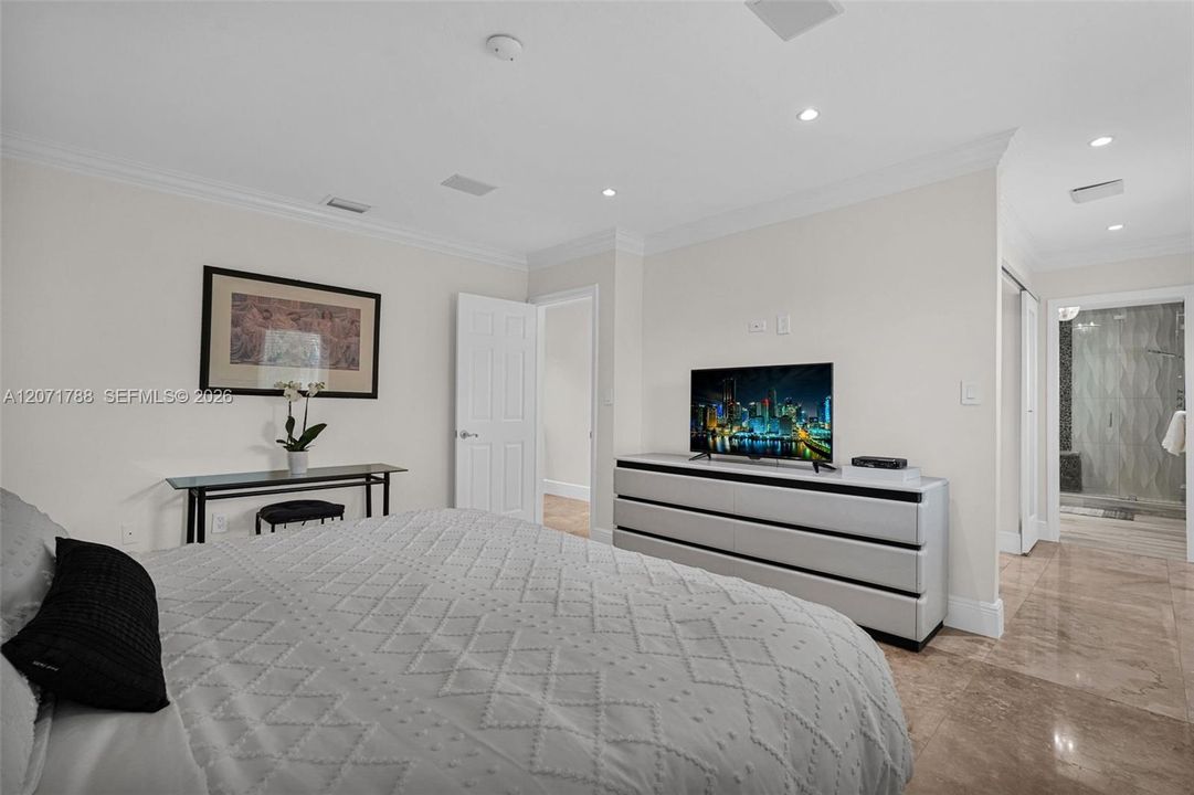 For Sale: $1,570,000 (4 beds, 3 baths, 2156 Square Feet)