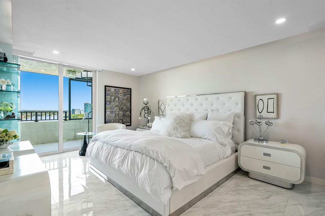 012-3912SouthOceanBoulevard-1501-Highlan