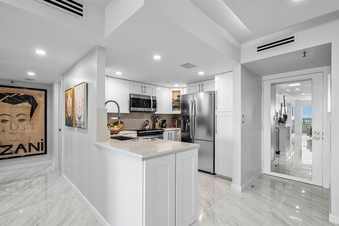 003-3912SouthOceanBoulevard-1501-Highlan