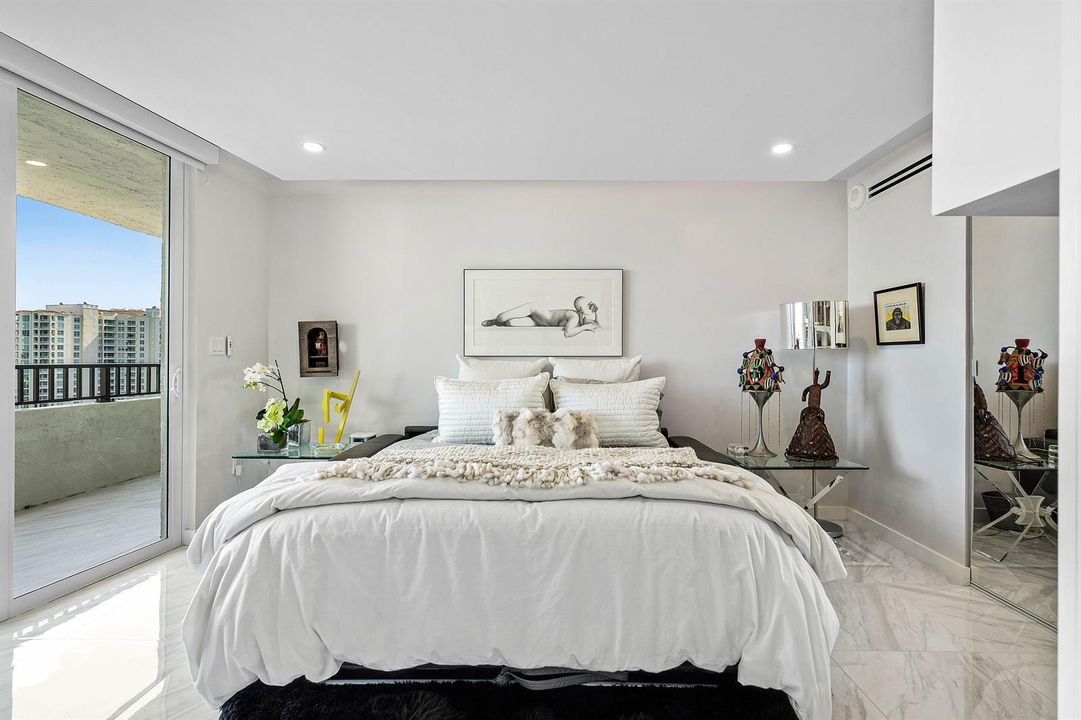 020-3912SouthOceanBoulevard-1501-Highlan