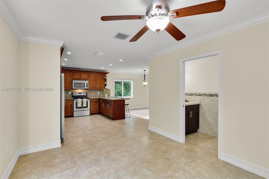 potential office/ guest suite