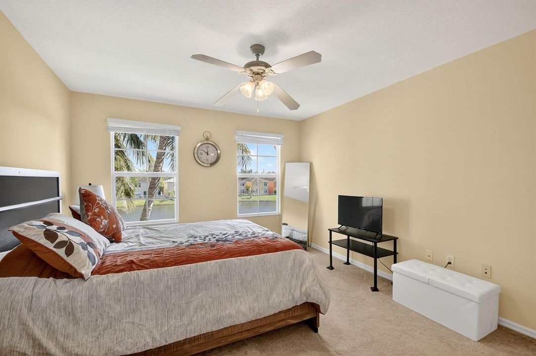 Guest bedroom