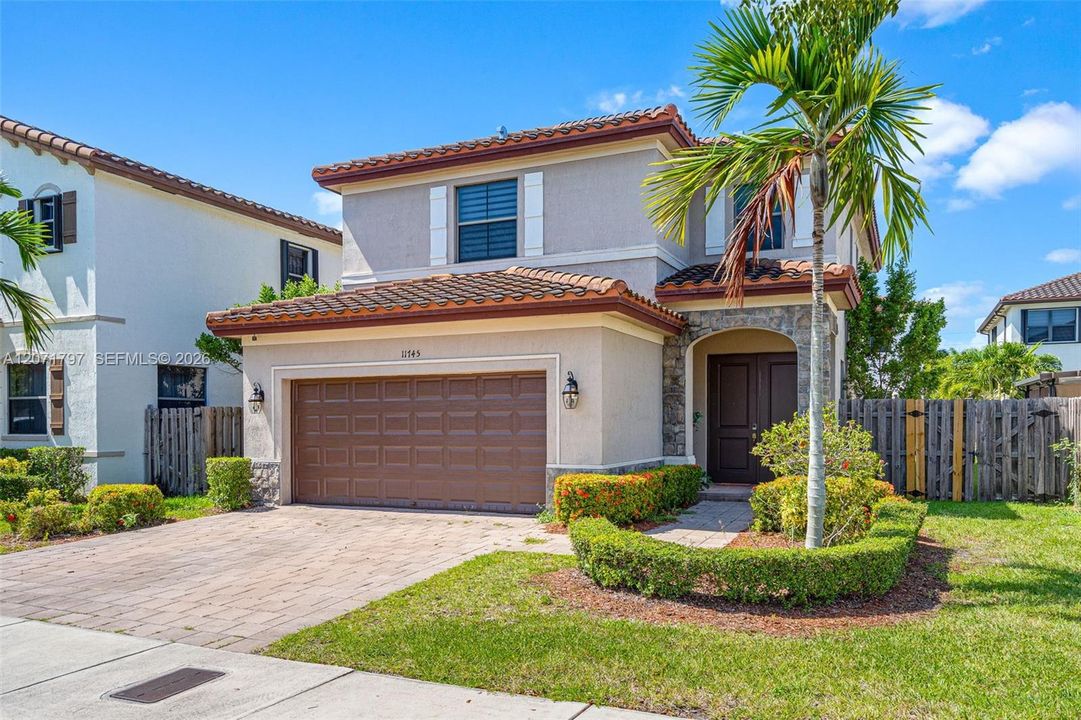 For Sale: $535,000 (3 beds, 2 baths, 2407 Square Feet)