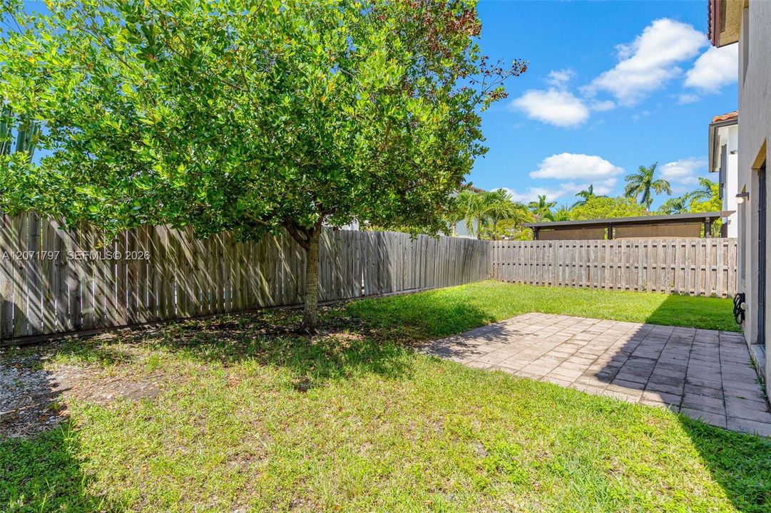 For Sale: $535,000 (3 beds, 2 baths, 2407 Square Feet)
