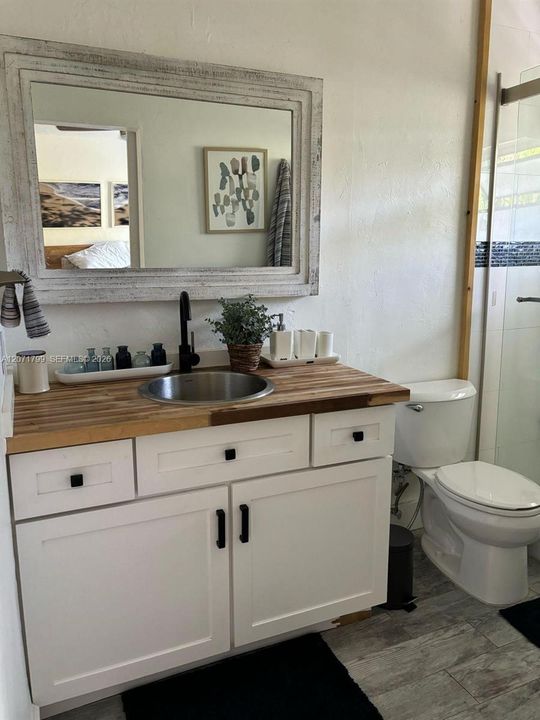 For Rent: $2,200 (1 beds, 1 baths, 572 Square Feet)