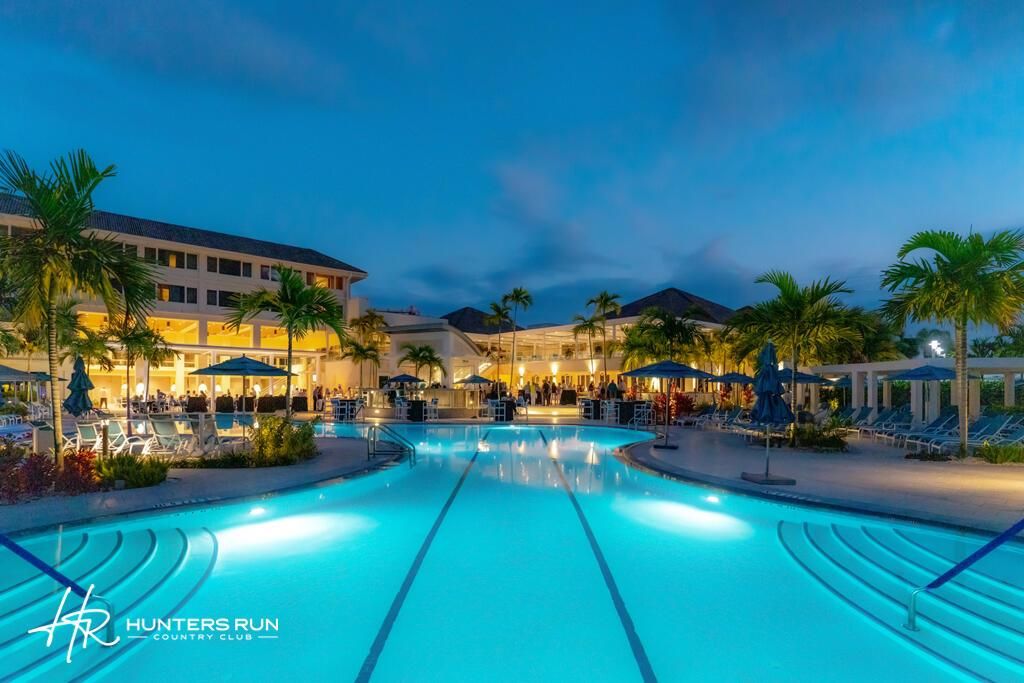 Hunters Run Main Pool & Clubhouse