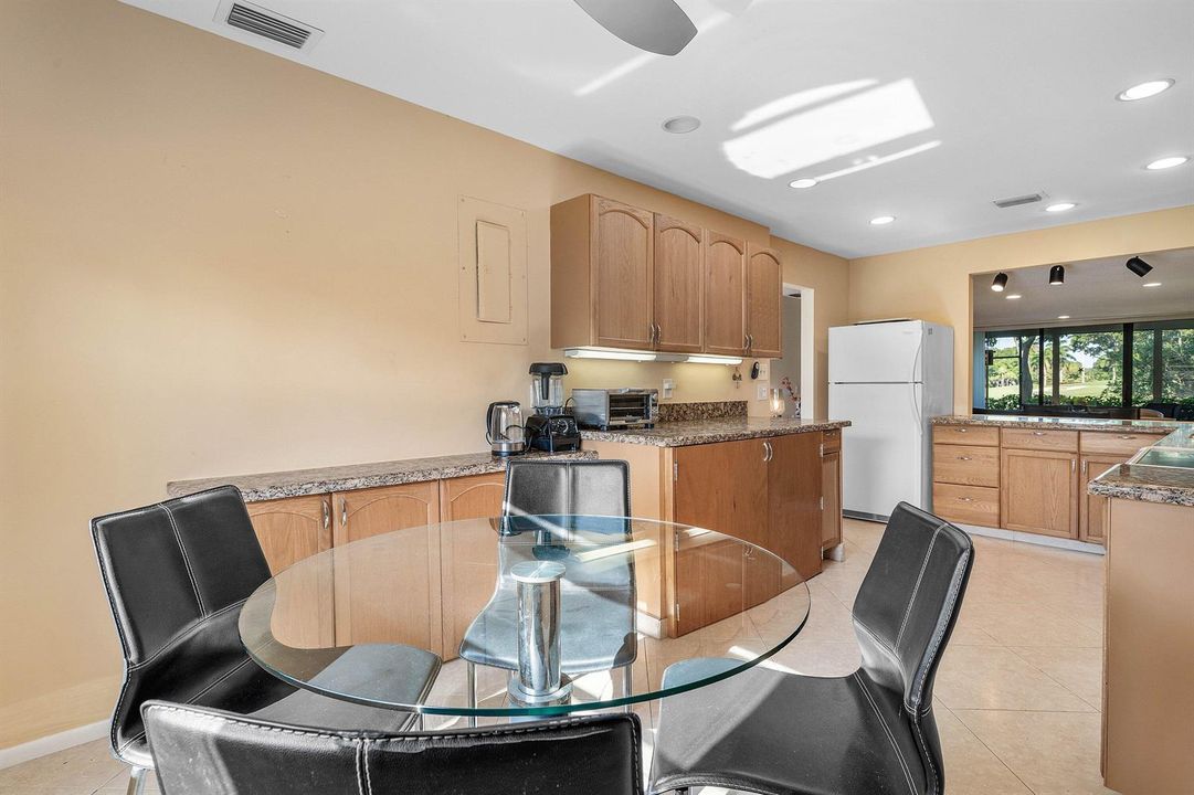Breakfast Nook