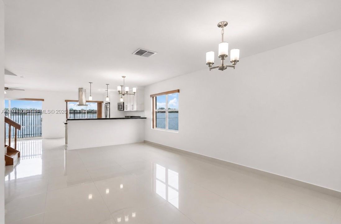 For Rent: $3,500 (4 beds, 2 baths, 1798 Square Feet)