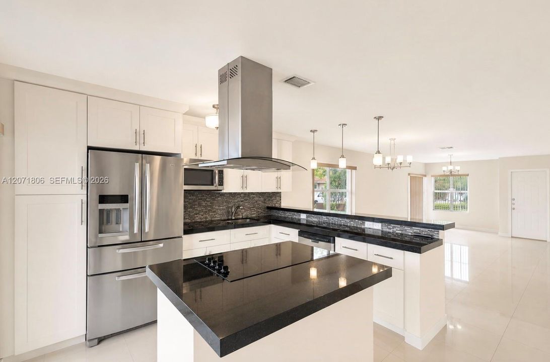 For Rent: $3,500 (4 beds, 2 baths, 1798 Square Feet)