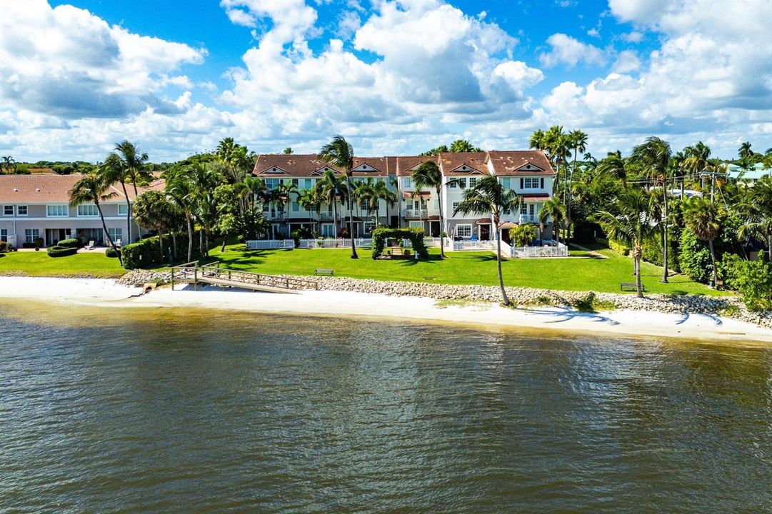 051-131OceanCayWay-Hypoluxo-FL-33462-SMA