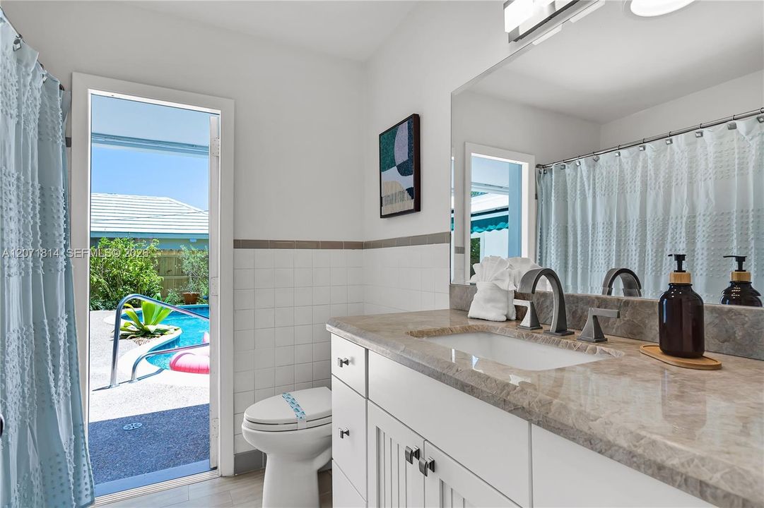 Bright bathroom