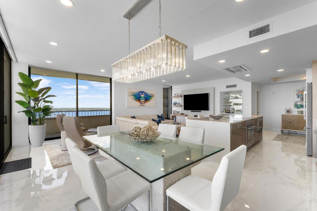 011-5280NorthOceanDrive-16E-RivieraBeach