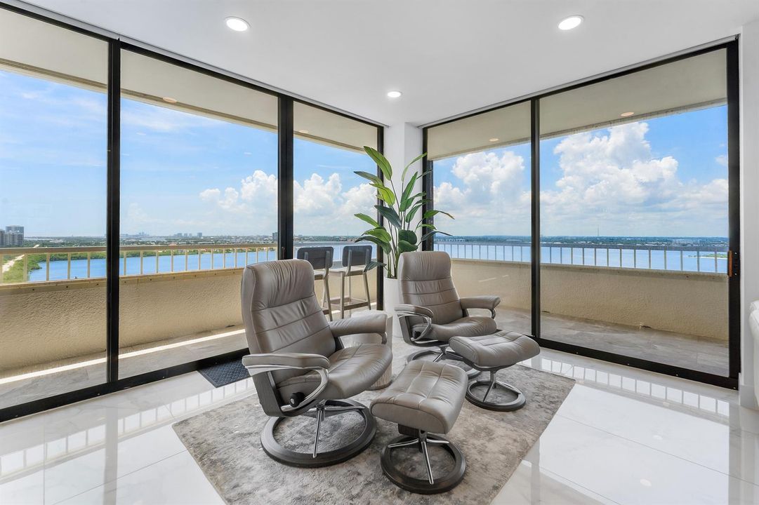 015-5280NorthOceanDrive-16E-RivieraBeach