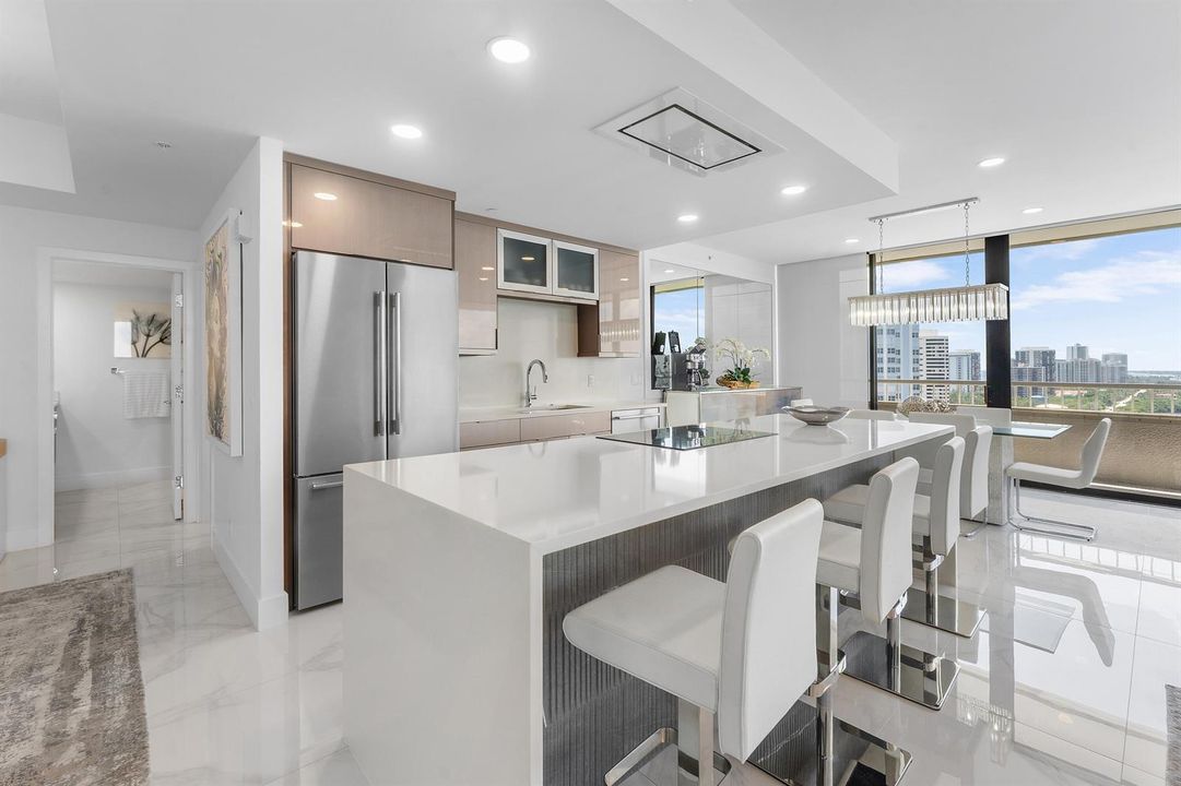 009-5280NorthOceanDrive-16E-RivieraBeach