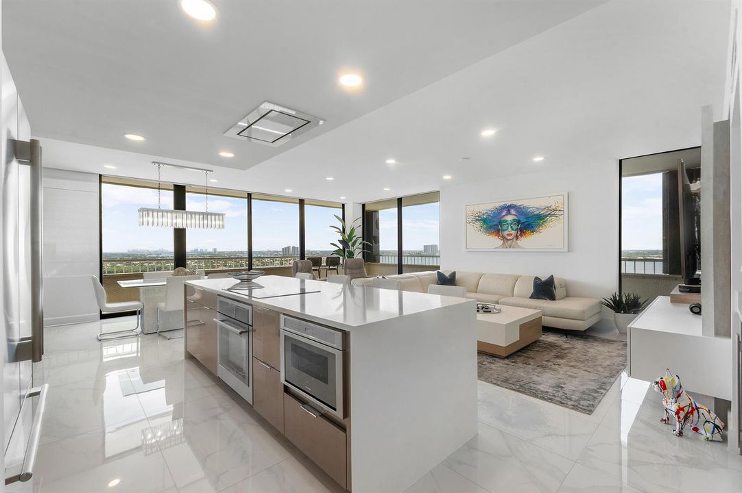 004-5280NorthOceanDrive-16E-RivieraBeach