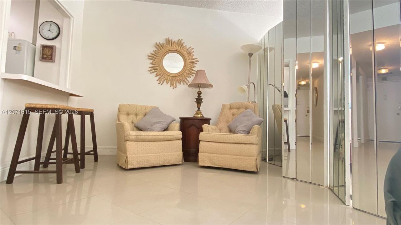 For Rent: $2,200 (0 beds, 1 baths, 500 Square Feet)