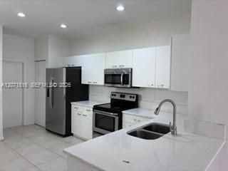 For Sale: $570,000 (3 beds, 2 baths, 1461 Square Feet)