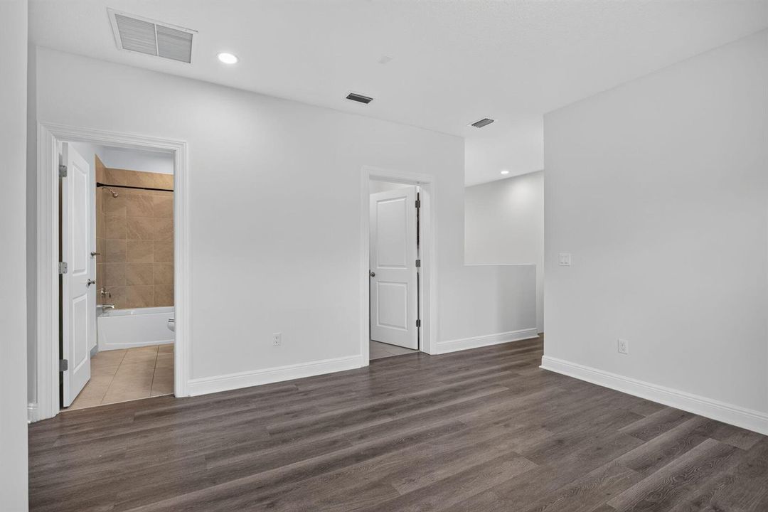 24-web-or-mls-543-0586