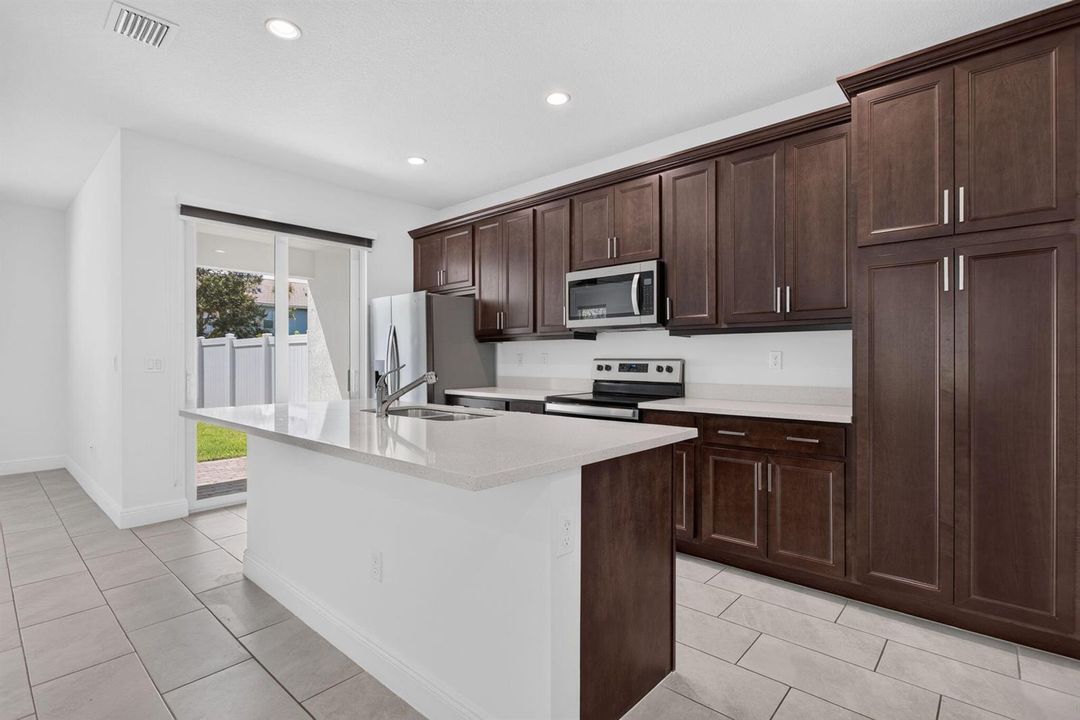 14-web-or-mls-543-0537