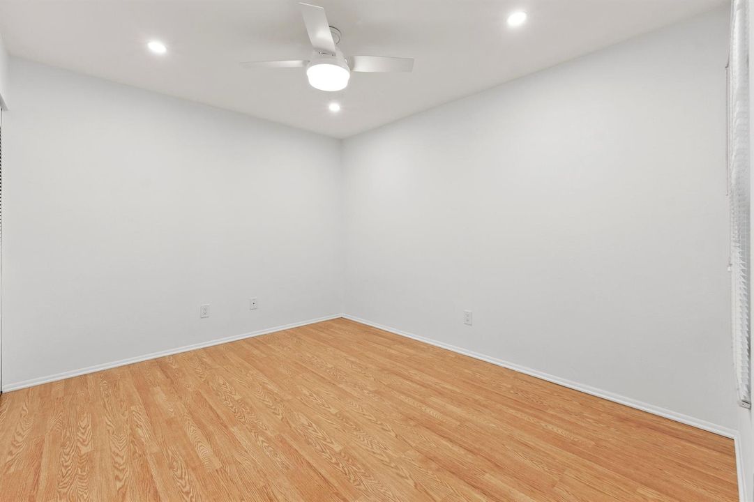 Primary bedroom-2
