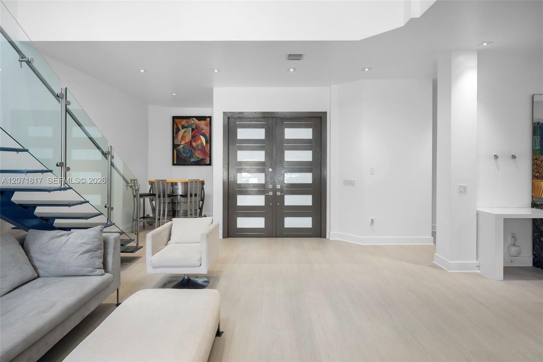 На продажу: $1,975,000 (4 спален, 4 ванн, 2847 Квадратных фут)