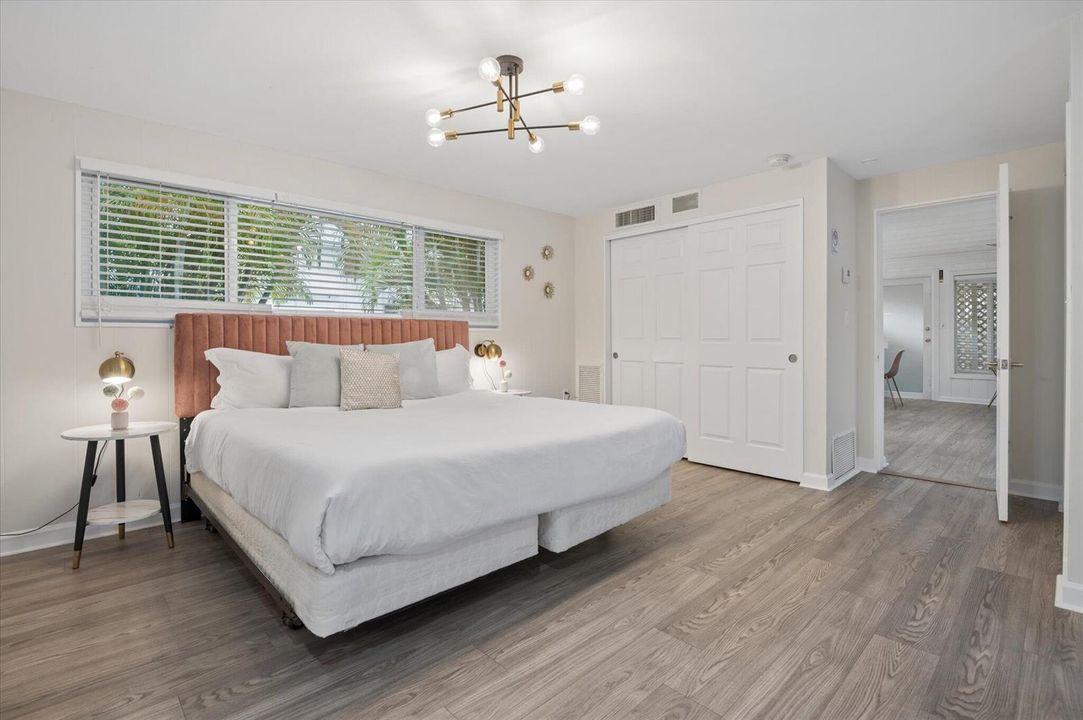 15-Kucharska-1123 NE 14th Ave -15