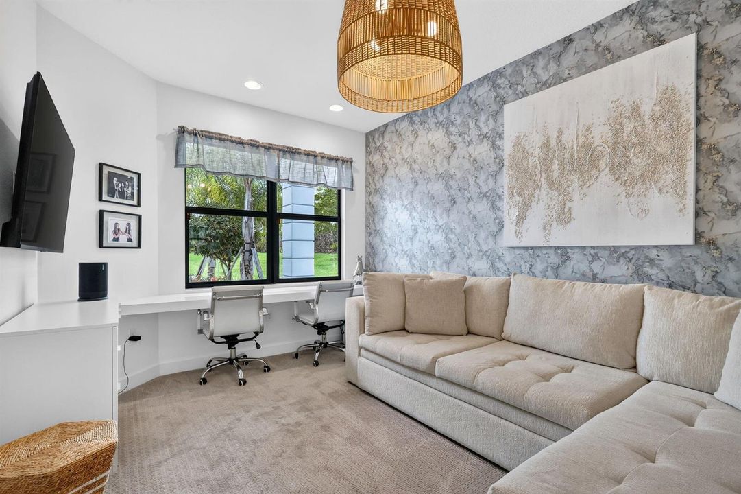 11777 SW Marine Way