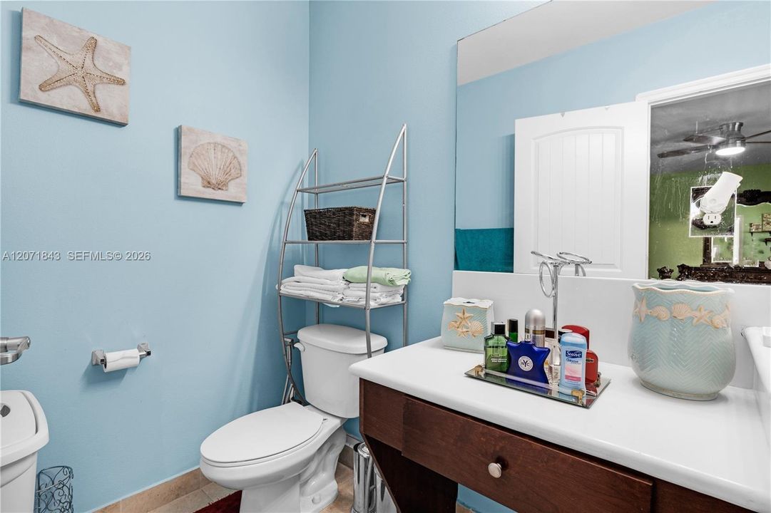 For Sale: $365,000 (3 beds, 2 baths, 1580 Square Feet)