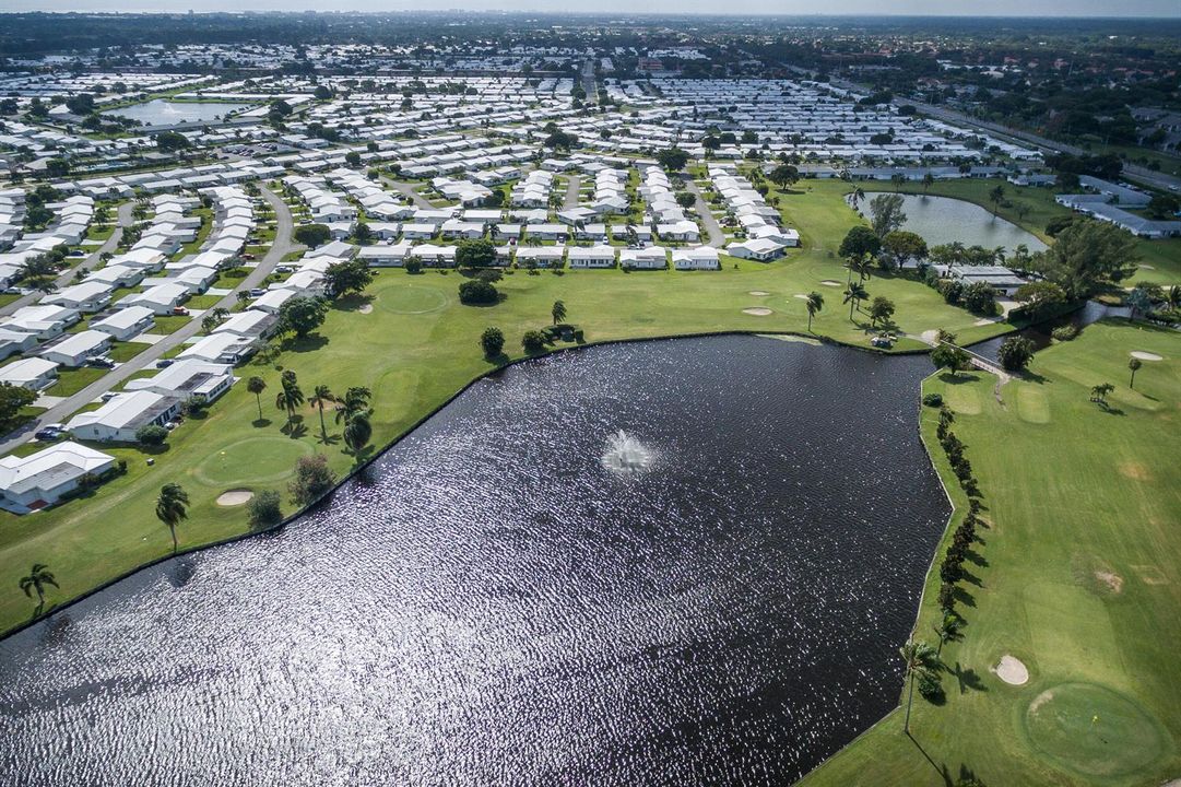 FREE 18 Hole Par 3 Golf course