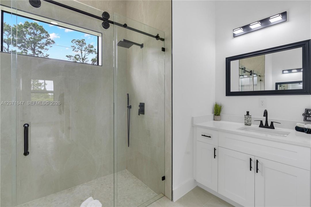 For Sale: $354,900 (4 beds, 2 baths, 1650 Square Feet)