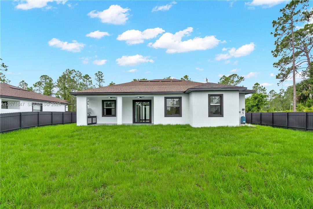 For Sale: $354,900 (4 beds, 2 baths, 1650 Square Feet)