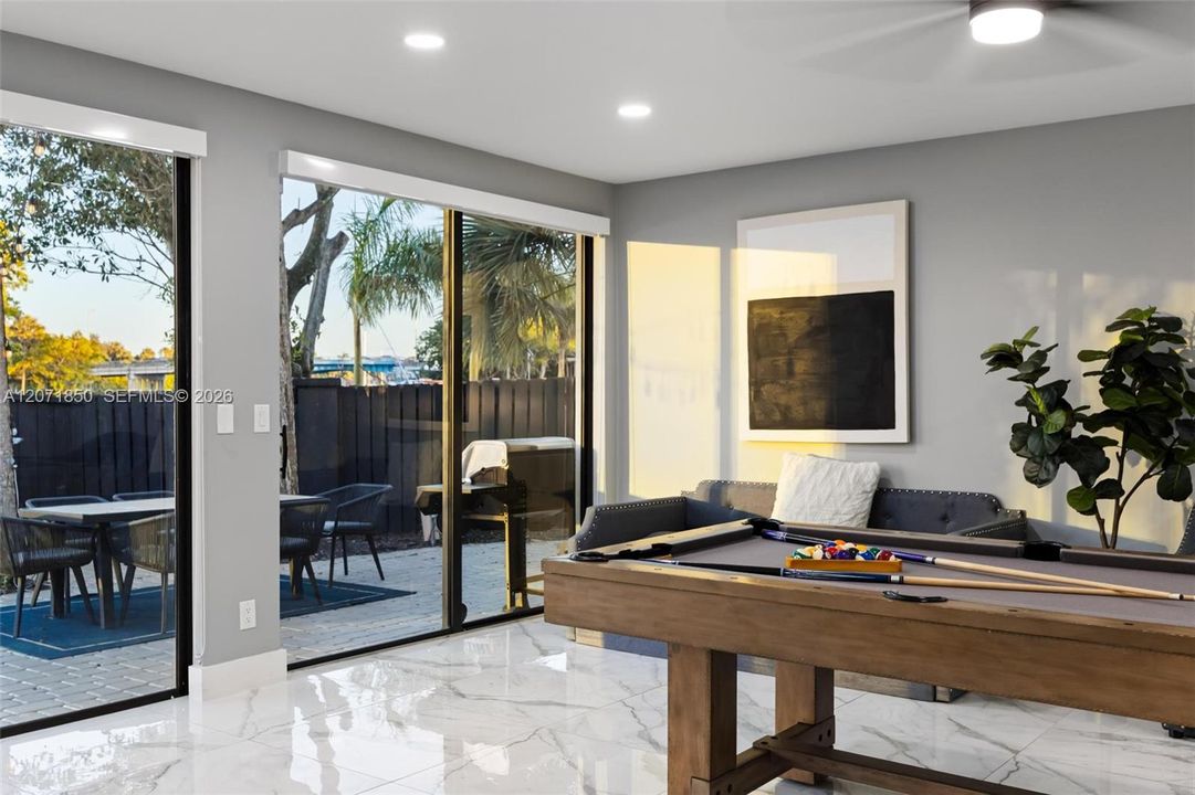 For Sale: $3,250,000 (4 beds, 3 baths, 3158 Square Feet)