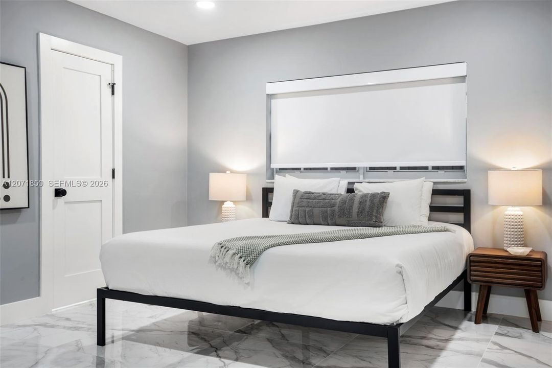 For Sale: $3,250,000 (4 beds, 3 baths, 3158 Square Feet)