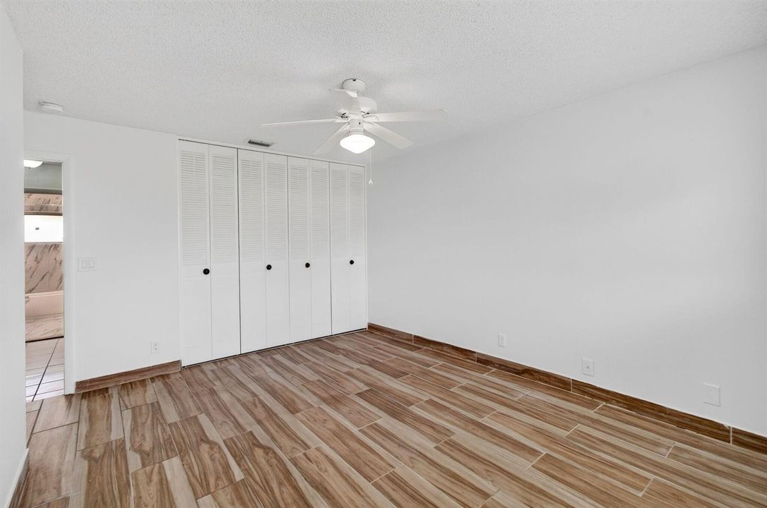 VIRTUAL STAGING Guest-Bedroom