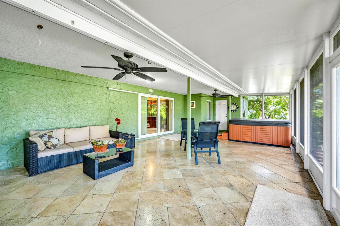 1200 ORANGE ISLE-22