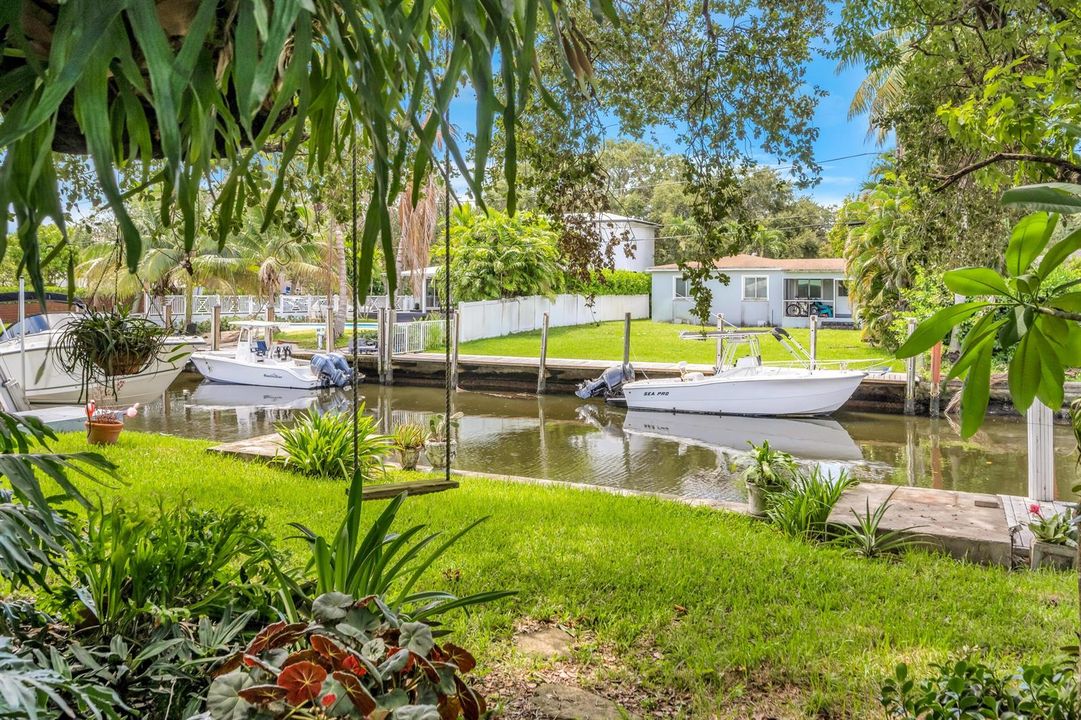 1200 ORANGE ISLE-15