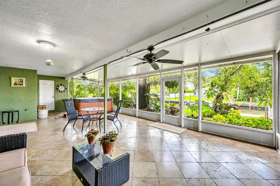 1200 ORANGE ISLE-23