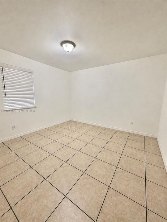 For Rent: $2,900 (3 beds, 2 baths, 2968 Square Feet)