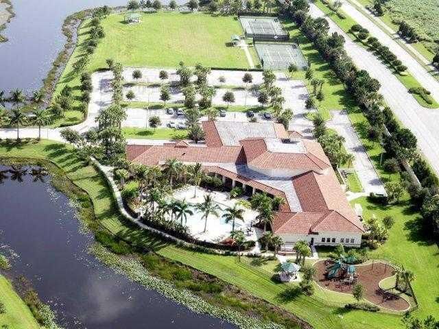 1 - Island Club Aerial