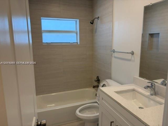 For Rent: $3,100 (3 beds, 2 baths, 2661 Square Feet)