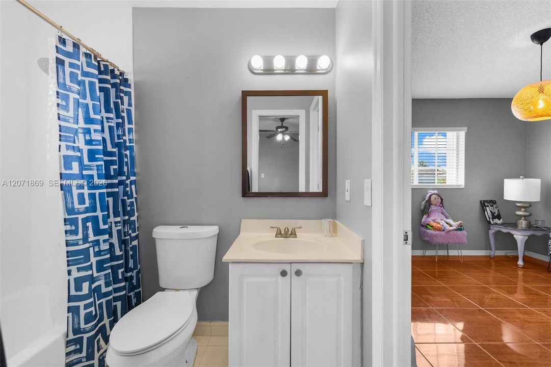 For Sale: $890,000 (4 beds, 3 baths, 2328 Square Feet)