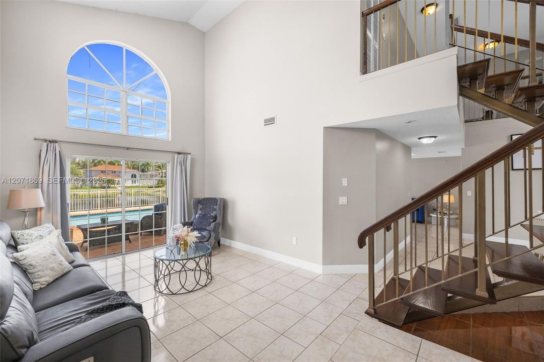 For Sale: $890,000 (4 beds, 3 baths, 2328 Square Feet)