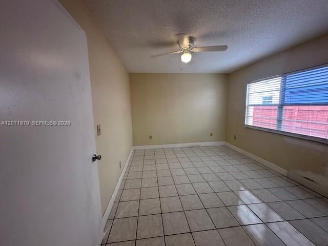 For Rent: $1,700 (1 beds, 1 baths, 1608 Square Feet)
