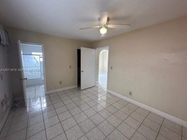 For Rent: $1,700 (1 beds, 1 baths, 1608 Square Feet)