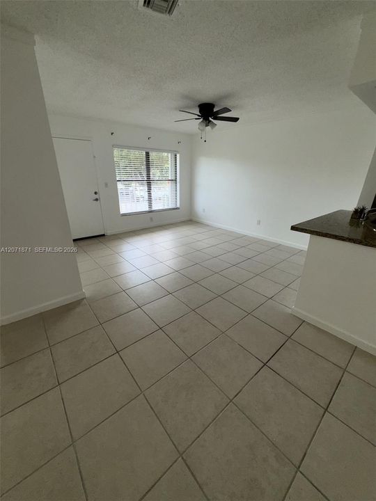 For Rent: $2,000 (2 beds, 2 baths, 750 Square Feet)