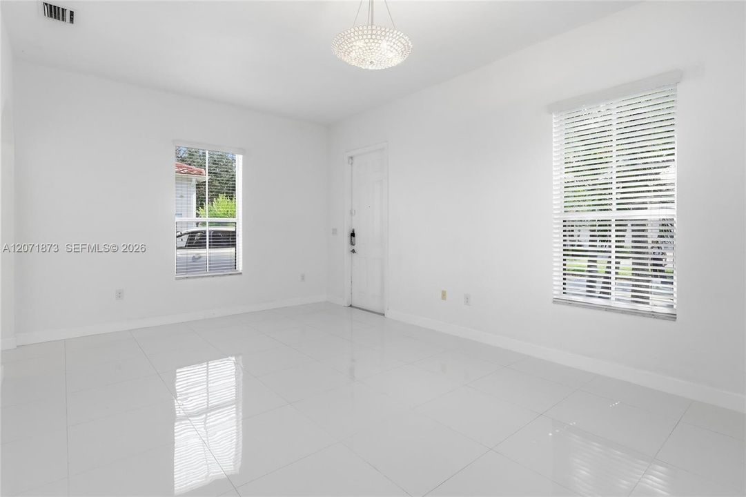 For Sale: $720,000 (3 beds, 2 baths, 2120 Square Feet)